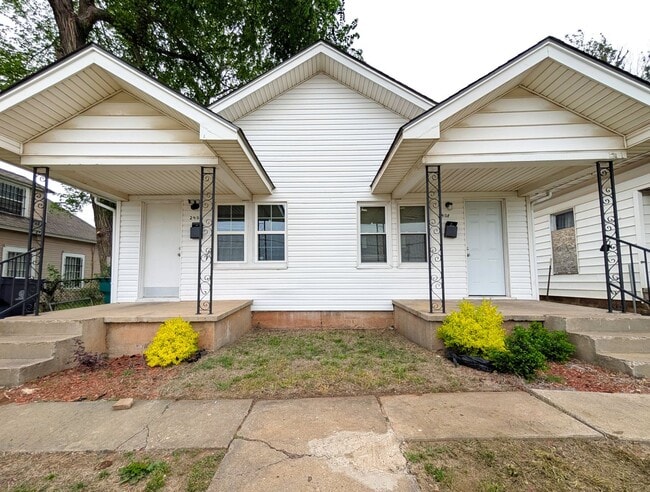 Building Photo - Adorable One Bedroom Rental