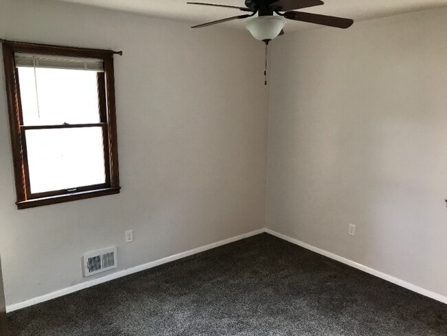 Photo - 2909 E Claudette Dr