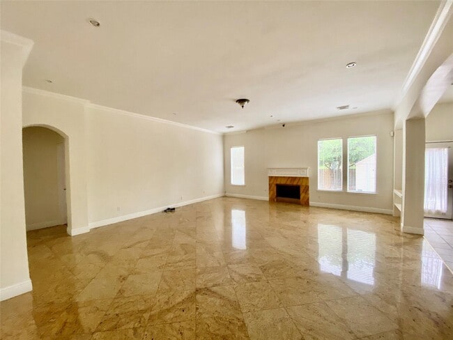 Photo - 10323 Stanbrook Dr