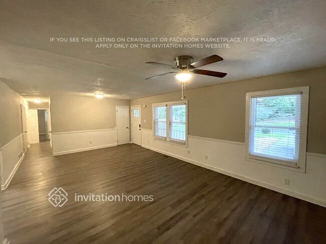 3172 Fern Valley Dr SW