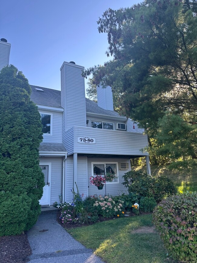 Building Photo - 187 Lovers Ln Unit 79 Rental
