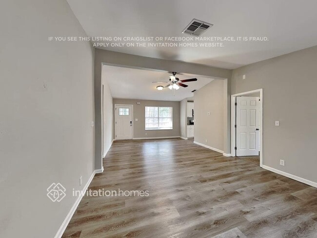 Photo - 738 Sheppard Rd