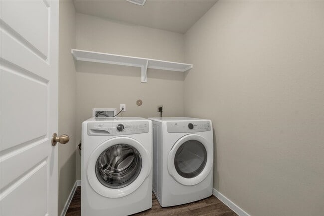 Building Photo - 13591 Sonali Springs Dr