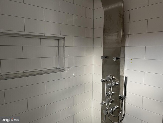 Photo - 1940 Savannah Pl SE