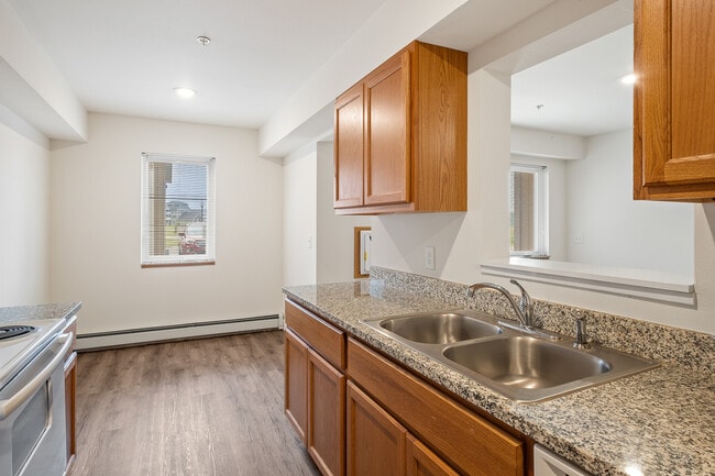 Coopers Landing Apartments