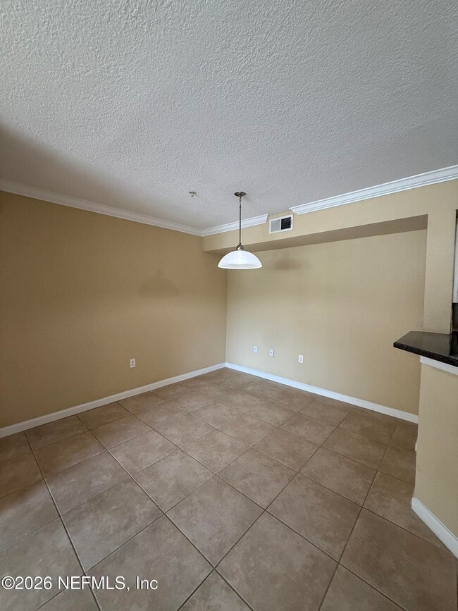 Photo - 800 Boardwalk Dr Unidad 617