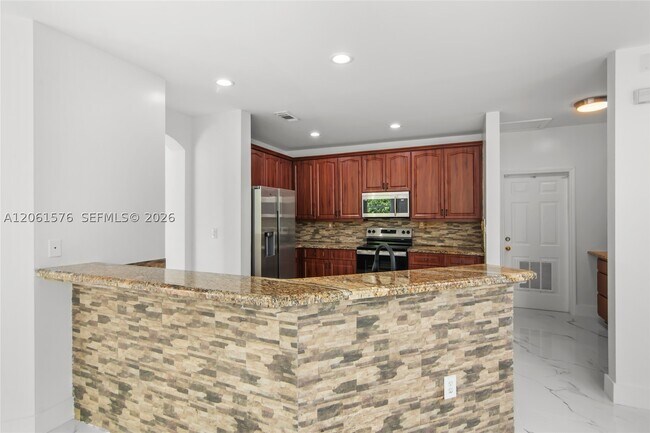 16001 SW 43rd Terrace