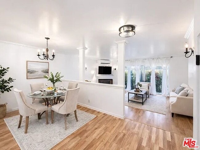 Photo - 1141 19th St Unidad 5