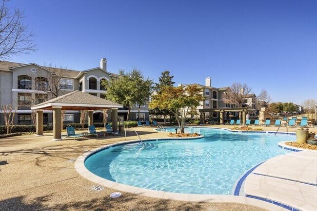 Photo - 2500 State Hwy 121 Unidad b8