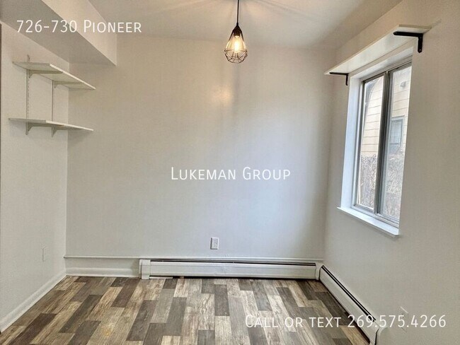 Photo - 726-730 Pioneer Unit 1- 2bed 1 bath