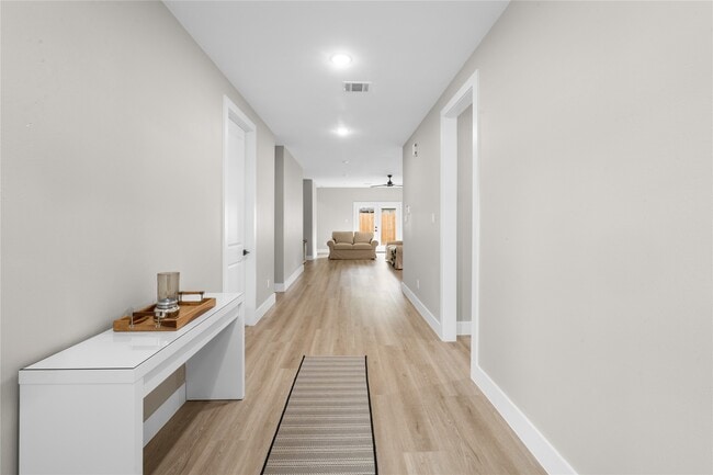 Photo - 2614 Piemonte Ave