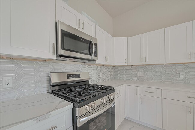 Photo - 7207 Force St