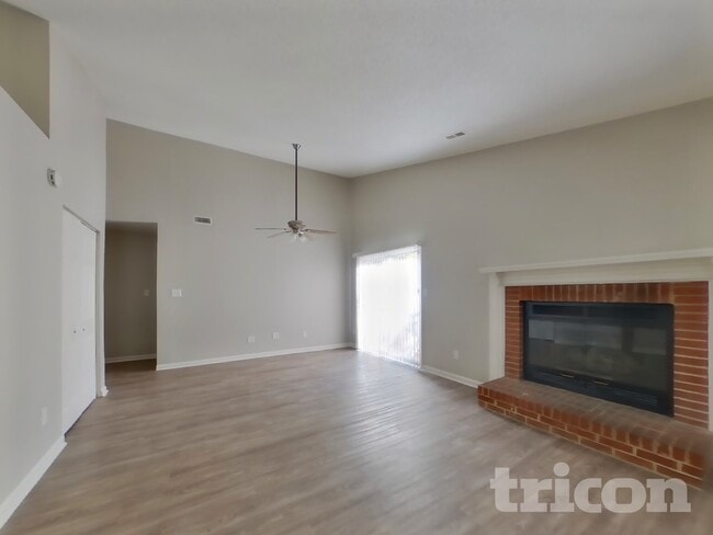 Photo - 6617 Flat Rock Dr