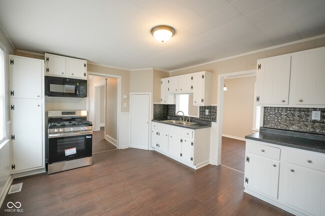 Photo - 1228 Webster Ave