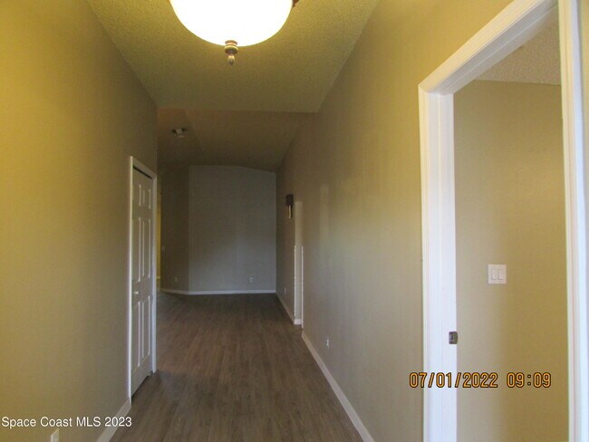 Photo - 700 Benton Dr
