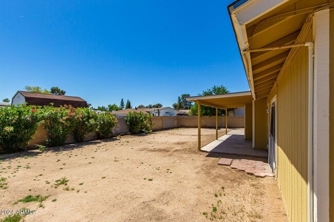 Photo - 2059 E Adobe St