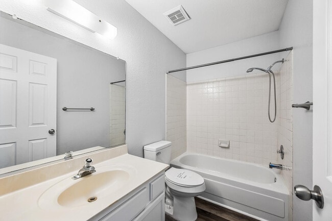 Photo - 455 S Mesa Dr