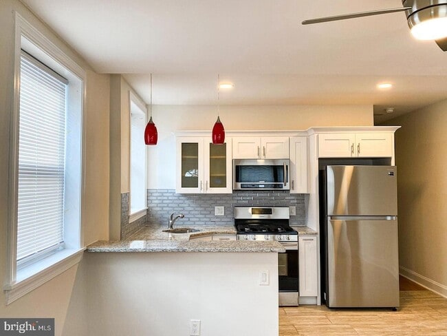 Photo - 5245 Pennsgrove St