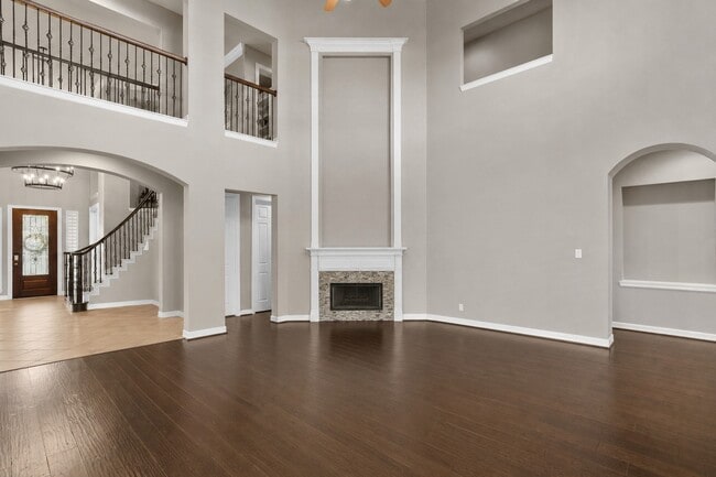 Photo - 2822 Taylorcrest