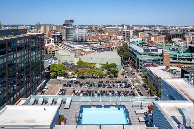 Rooftop Pool Deck