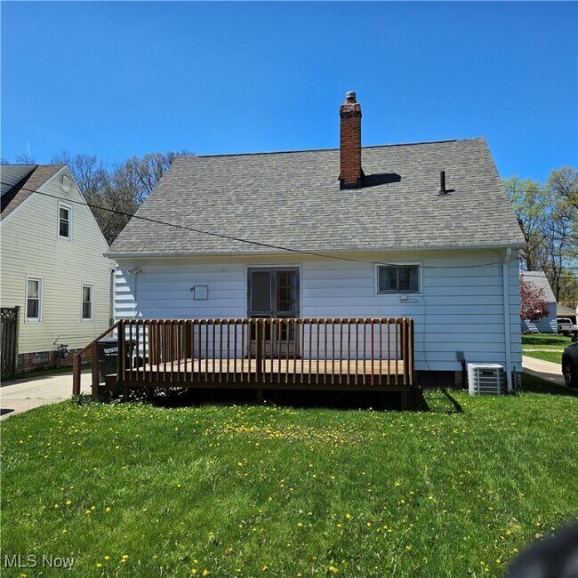 Photo - 13710 Rybak Ave