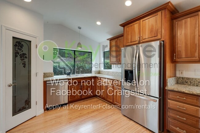 3844 Langdon Ct