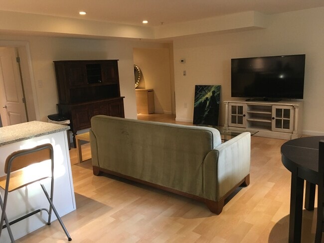 Photo - 5305 Sherrill Ave Unit B