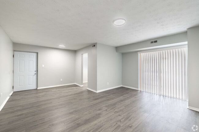 Área de estar - Eastland Hills Apartments