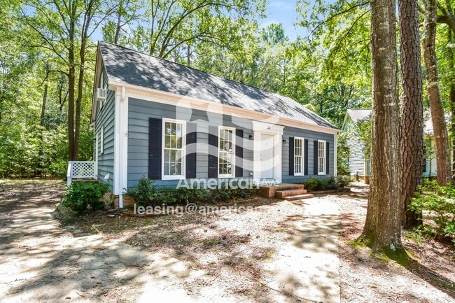 Photo - 35 Eastpine Ct