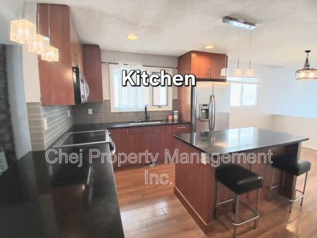 Photo - 8728-8181 181 St NW