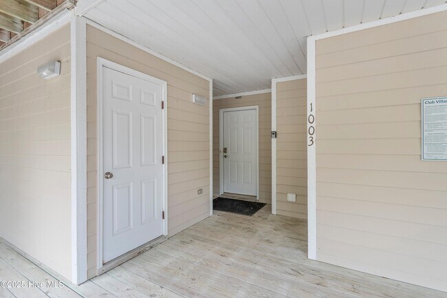 Photo - 3350 Club Villas Dr Unit # 1003