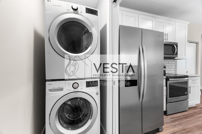 Photo - 12 Riddle Rd