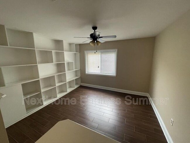 Photo - 2226 Leon Rd