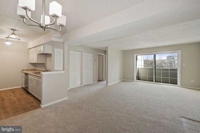 Photo - 1601 Carriage House Terrace Unit 1601-E