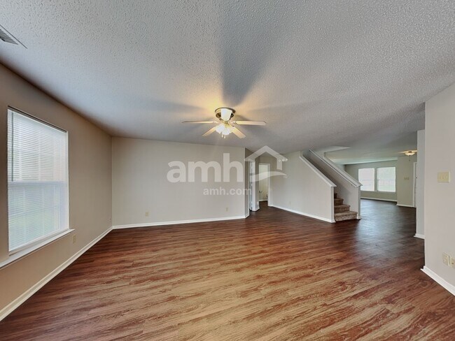 Photo - 10296 Kings Gap Way