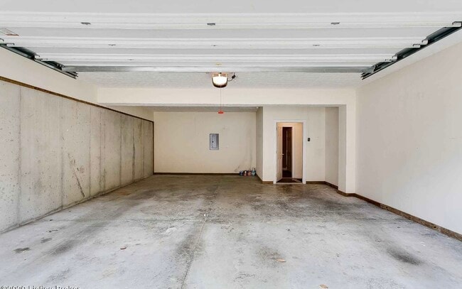 Photo - 15308 Royal Troon Ave Unit Building 9