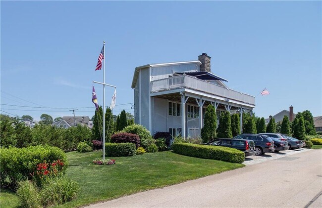 6 Dunes Rd