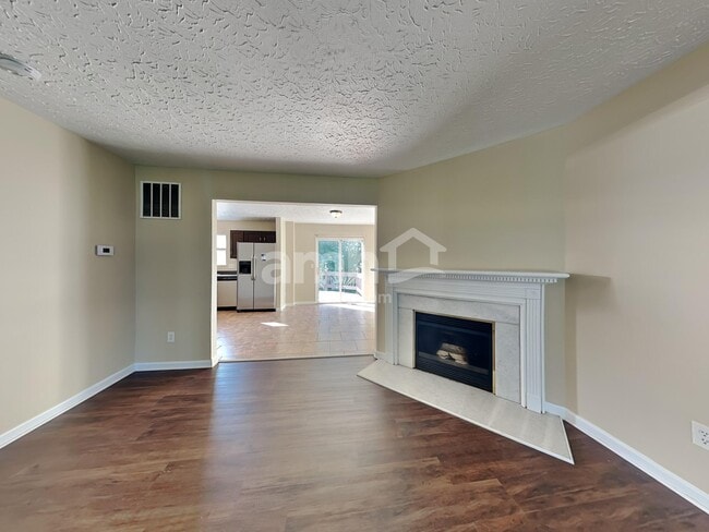 Photo - 2807 Presidential Dr