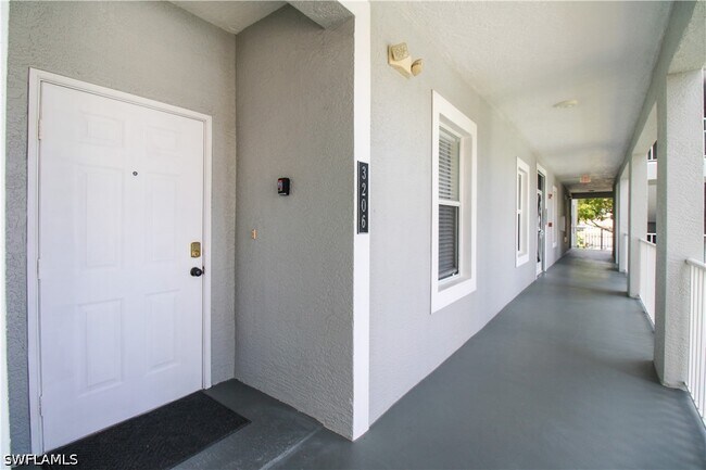 Photo - 519 Roma Ct Unit 3206