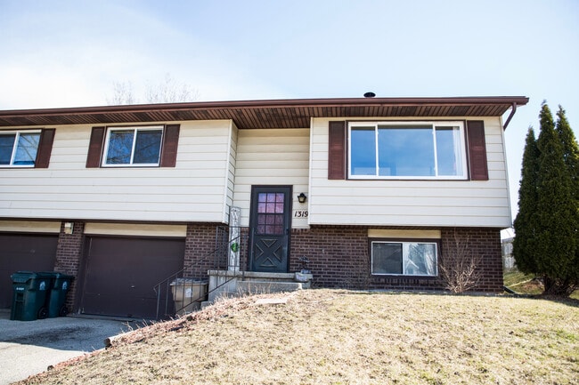 Photo - 1317 S Thompson Dr
