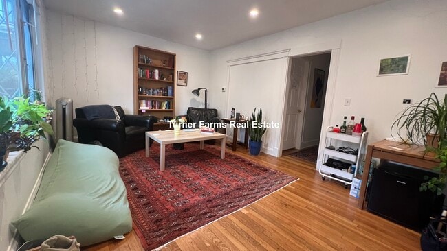 Photo - 24 Chetwynd Rd Apartments Unit 1