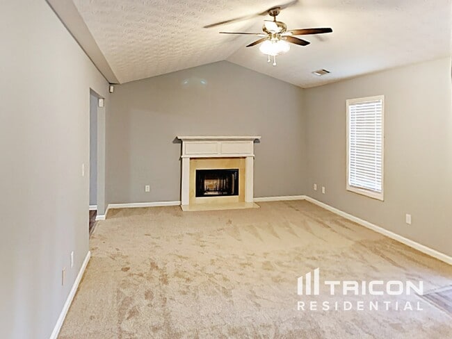 Photo - 140 Oak Meadows Dr