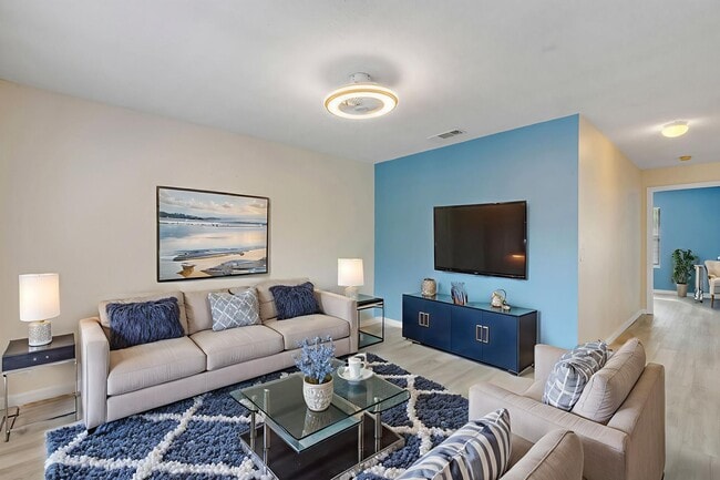 Photo - Spacious, sleek & central: 2Bedroom/2Bath condo in Daytona Beach!