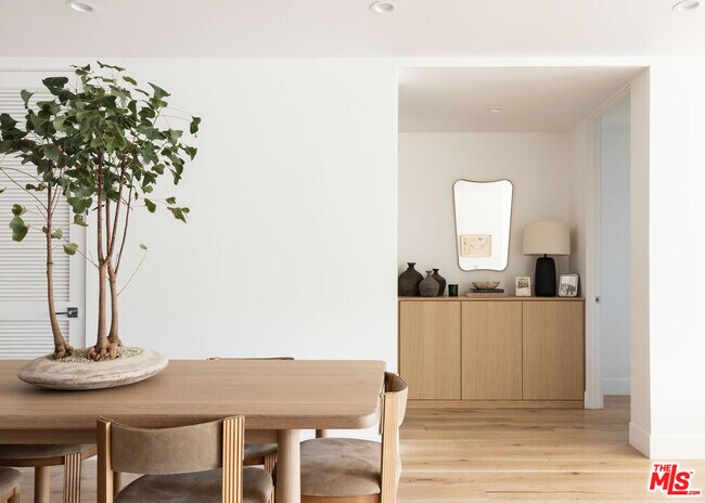 Photo - 724 Croft Ave Unit 306