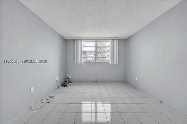 Photo - 3030 Marcos Dr Unit T409(AVAILABLE NOW)