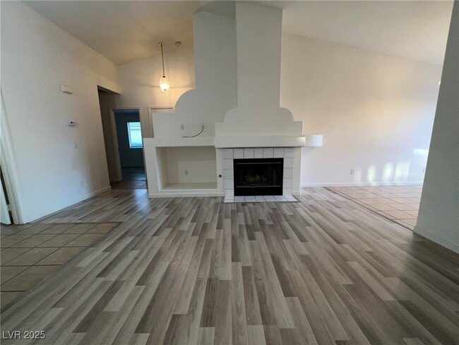 Photo - 1708 Eagle Peak Way