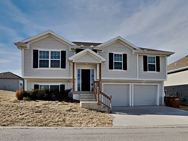 Building Photo - Newly Updated 3-Bed, 2.5-Bath Home with Movie Room & Modern Upgrades!