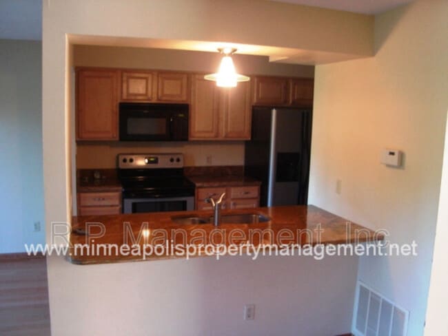 Photo - 14345 Bedford Dr
