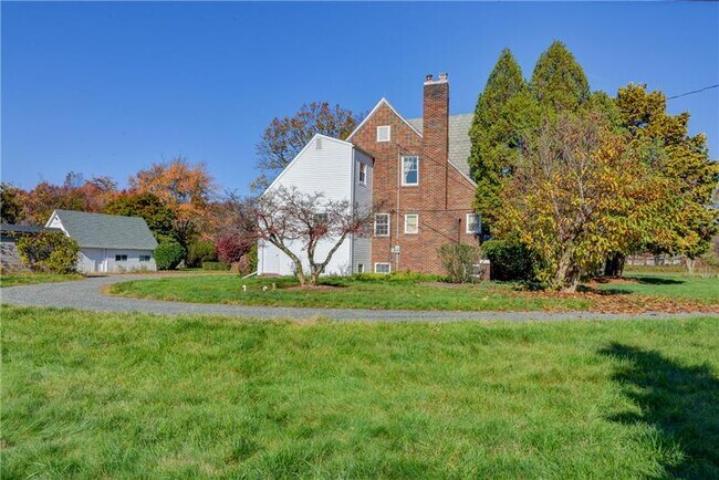 Photo - 295 Cedar Grove Ln