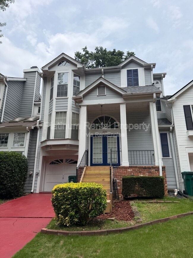 Building Photo - 2196 Goodwood Blvd SE